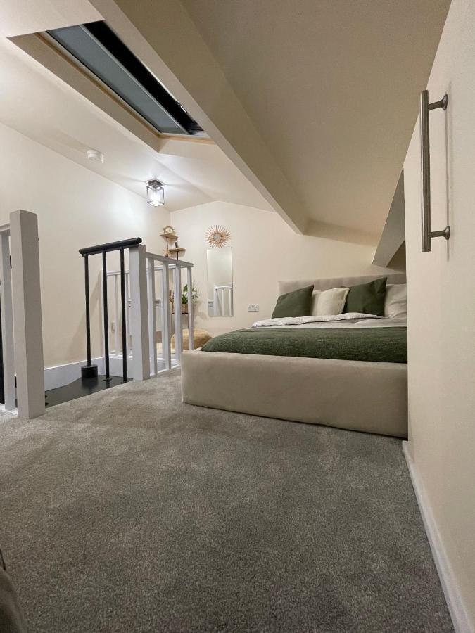 Unique Duplex Apartment Free Parking Free Wi-Fi 6 Minutes From Leeds City Centre Exterior photo