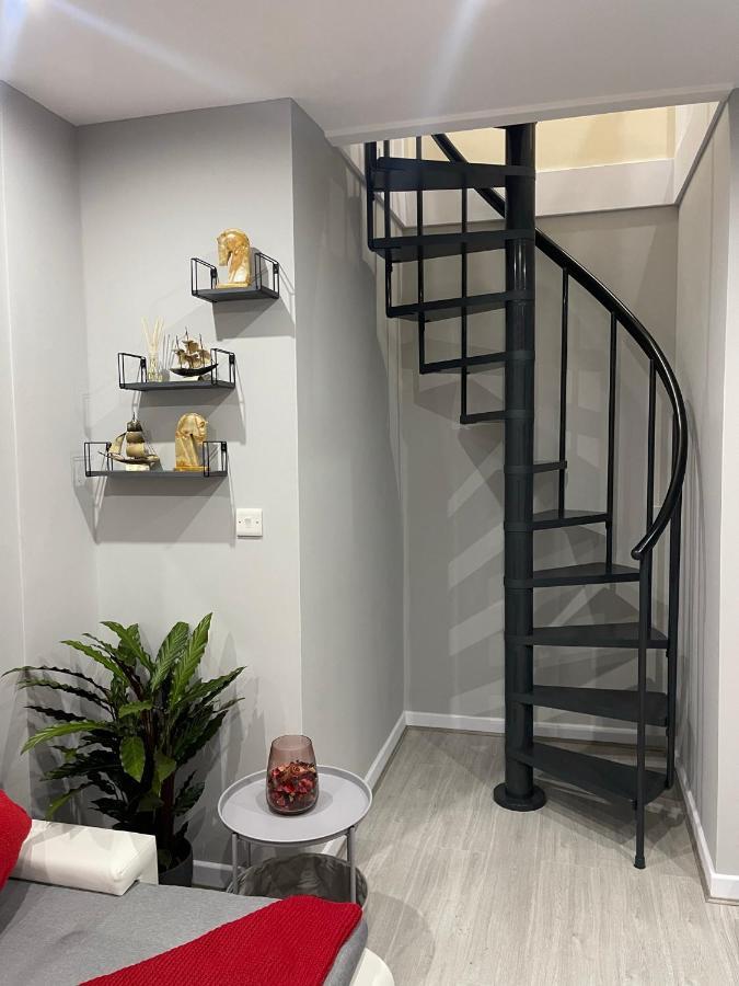 Unique Duplex Apartment Free Parking Free Wi-Fi 6 Minutes From Leeds City Centre Exterior photo