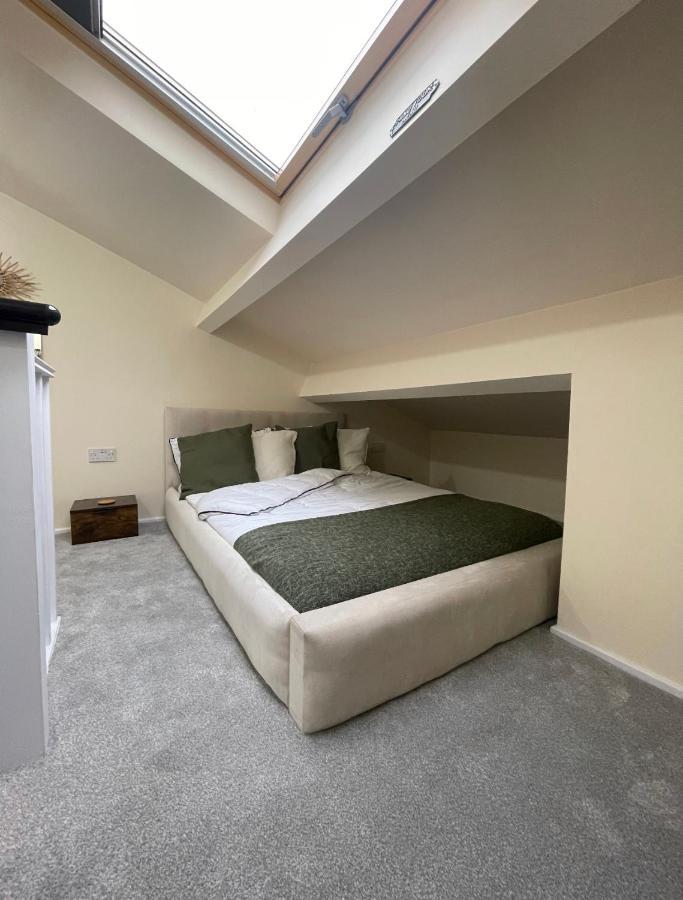 Unique Duplex Apartment Free Parking Free Wi-Fi 6 Minutes From Leeds City Centre Exterior photo